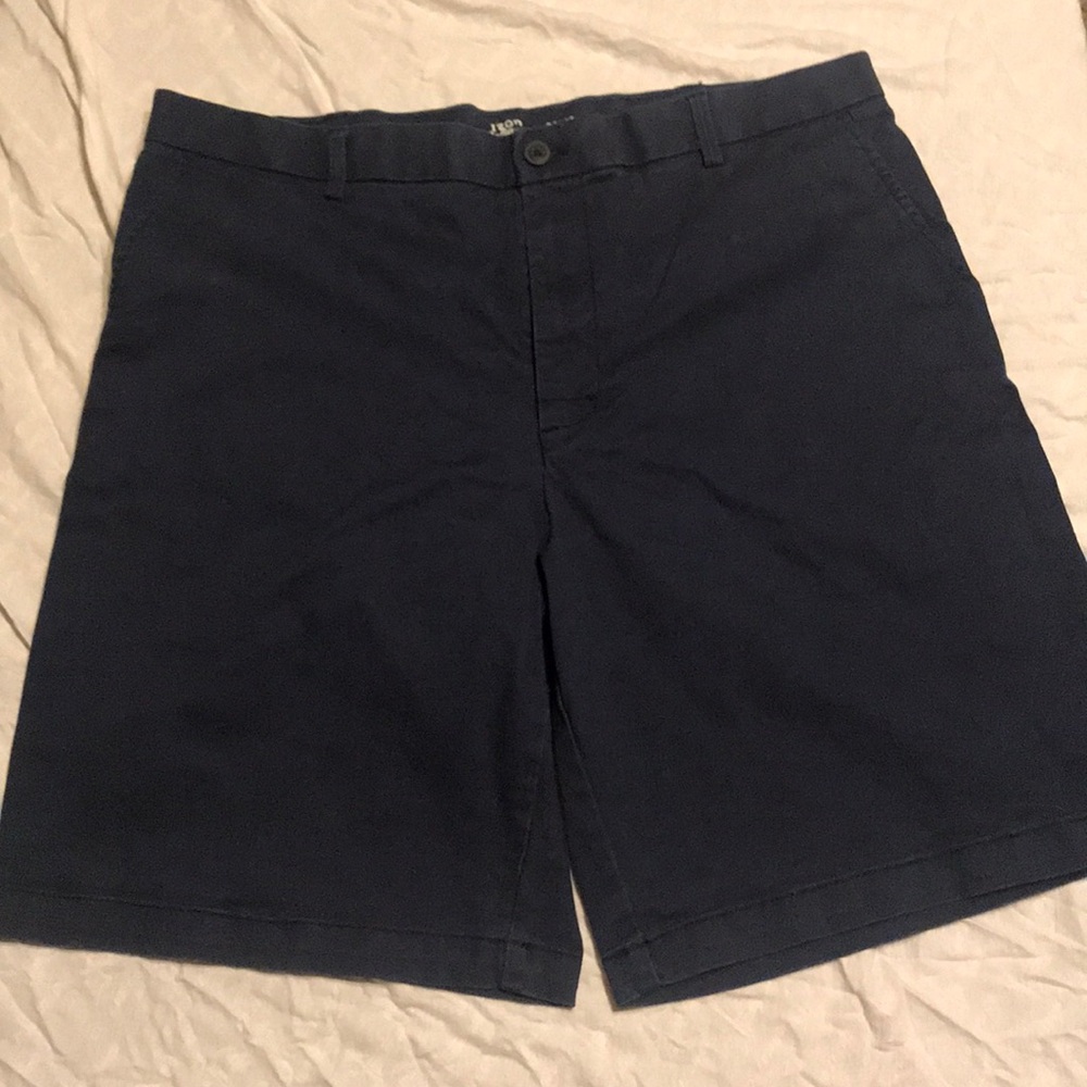 Men’s Izod Navy blue shorts